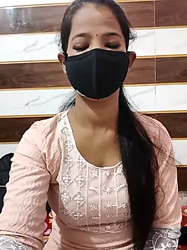 Itz Mayra  online show from October 7, 2025, 8:59 am