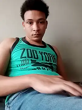 Snapshot of Daddysharddick chatting on September 10, 2025, 3:33 pm Daddysharddick online show from September 10, 2025, 3:33 pm