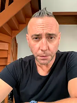 Marronglace1 online show from September 26, 2025, 8:54 am