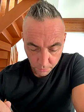 Marronglace1 online show from October 2, 2025, 8:50 am