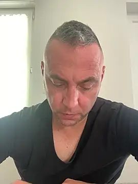 Snapshot of Marronglace1 chatting on May 21, 2026, 7:39 am Marronglace1 online show from May 21, 2026, 7:39 am