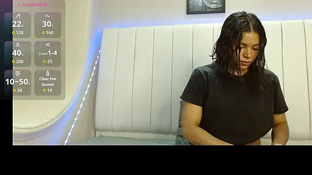 kendra lux1 online show from February 5, 2026, 12:34 pm