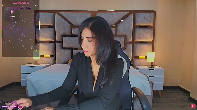 ANABELL BROWN online show from March 21, 2026, 7:40 pm