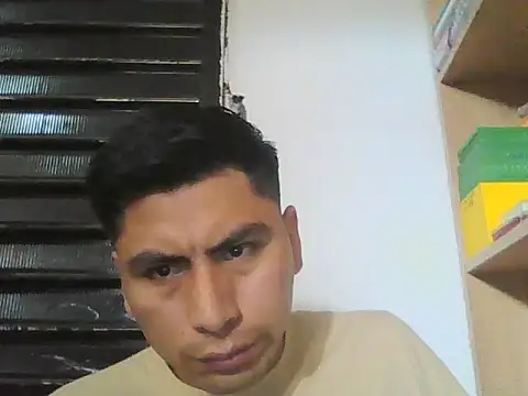 Migueles96 online show from September 17, 2025, 3:03 pm