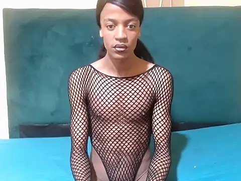 Snapshot of Freaky-Nicky18 chatting on November 13, 2025, 7:01 am Freaky-Nicky18 online show from November 13, 2025, 7:01 am