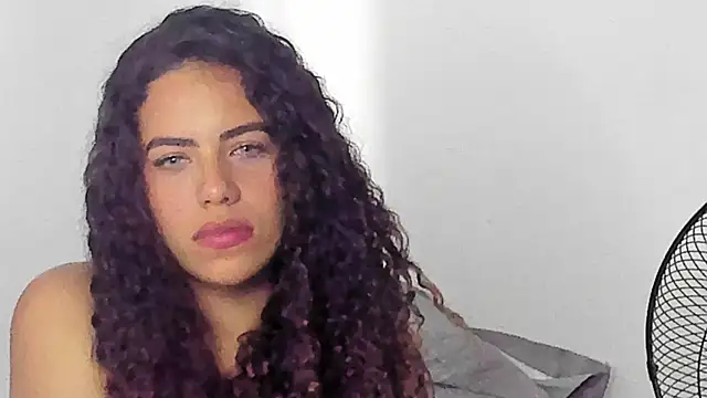 Snapshot of evoletsweetgirl chatting on September 10, 2025, 8:30 pm evoletsweetgirl online show from September 10, 2025, 8:30 pm