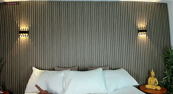 AlisonBeckerr  online show from November 29, 2025, 5:24 pm