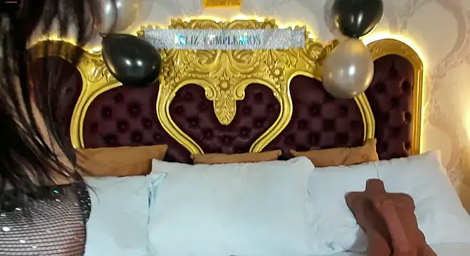 AlisonBeckerr  online show from November 15, 2025, 5:39 pm