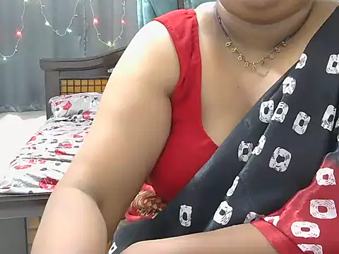 Snapshot of Nisha-telugu chatting on June 9, 2026, 6:31 pm Nisha-telugu online show from June 9, 2026, 6:31 pm