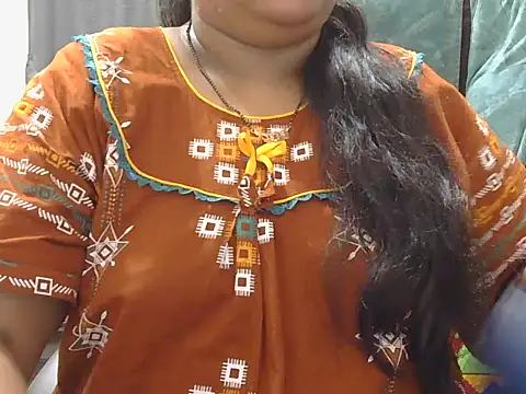 Snapshot of Nisha-telugu chatting on June 5, 2026, 7:25 am Nisha-telugu online show from June 5, 2026, 7:25 am