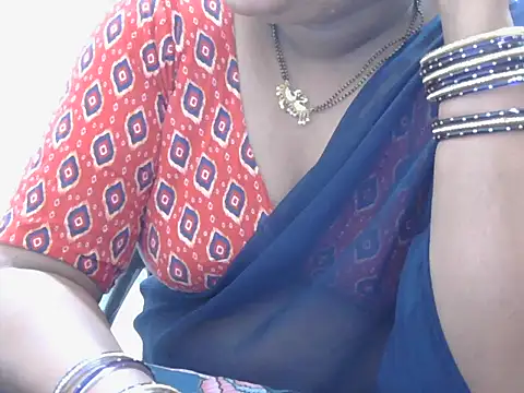 Snapshot of Nisha-telugu chatting on May 22, 2026, 6:17 pm Nisha-telugu online show from May 22, 2026, 6:17 pm