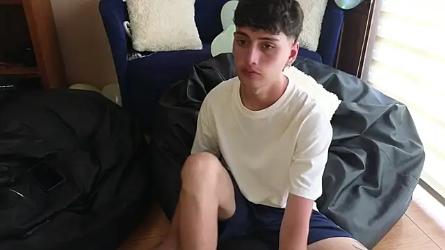 Snapshot of tightncuteass chatting on February 9, 2026, 2:48 pm tightncuteass online show from February 9, 2026, 2:48 pm