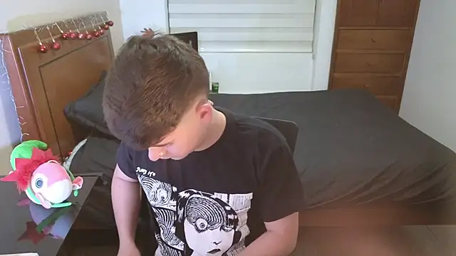 Snapshot of tightncuteass chatting on November 12, 2025, 10:57 pm tightncuteass online show from November 12, 2025, 10:57 pm