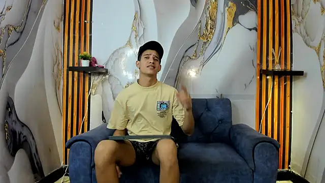 Snapshot of Ken_BoySlim chatting on September 18, 2025, 8:45 pm Ken BoySlim online show from September 18, 2025, 8:45 pm