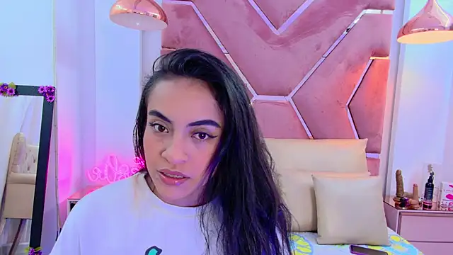 Leslie Bussh  online show from January 8, 2026, 11:49 am