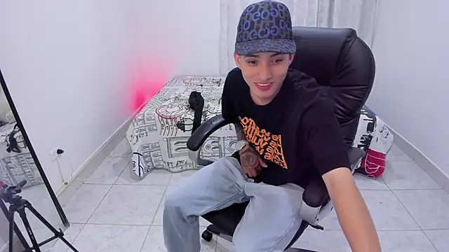 Snapshot of weesley_boy chatting on September 26, 2025, 4:19 am weesley boy online show from September 26, 2025, 4:19 am