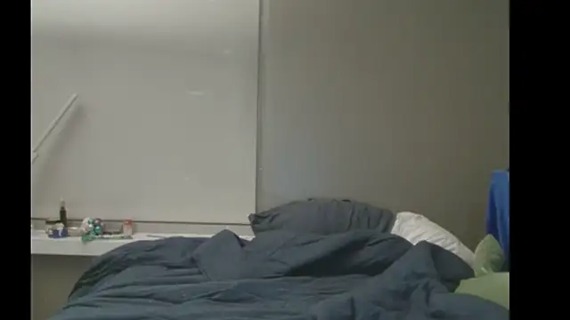 cuddlyavenue online show from October 5, 2025, 1:40 am