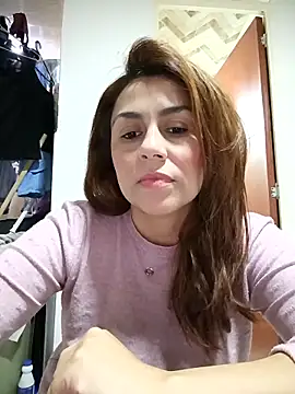 vanessa-titisM online show from October 4, 2025, 3:19 am