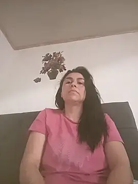 vanessa-titisM online show from February 1, 2026, 7:56 pm