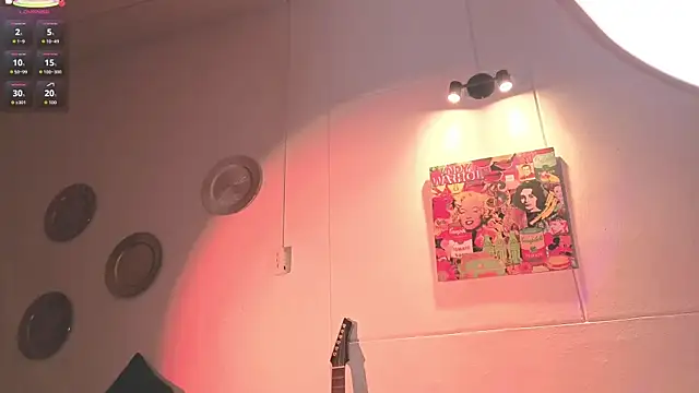 ashlynnlowe  online show from September 25, 2025, 7:53 pm