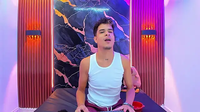 Lucky boys  X online show from September 22, 2025, 11:38 am