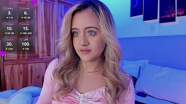 Snapshot of MaryMoon_ chatting on September 26, 2025, 11:55 pm MaryMoon online show from September 26, 2025, 11:55 pm