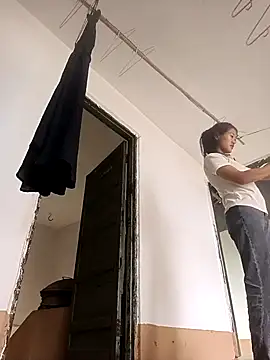 Snapshot of luy-xinh02 chatting on September 22, 2025, 5:24 am luy-xinh02 online show from September 22, 2025, 5:24 am