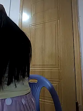 Snapshot of luy-xinh02 chatting on November 8, 2025, 1:47 pm luy-xinh02 online show from November 8, 2025, 1:47 pm