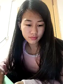 Snapshot of luy-xinh02 chatting on November 20, 2025, 12:50 pm luy-xinh02 online show from November 20, 2025, 12:50 pm