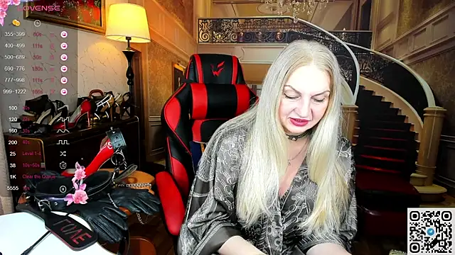 Nina Devillle online show from March 23, 2026, 11:37 pm