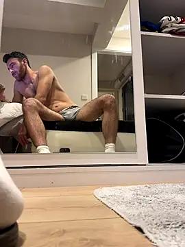 Sovaisback online show from November 24, 2025, 8:42 pm