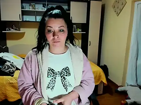 Soffy Skye online show from February 23, 2026, 4:58 am