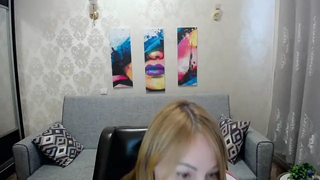 shy hot cat online show from September 15, 2025, 10:15 am