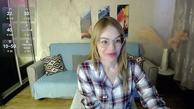 shy hot cat online show from November 28, 2025, 9:09 am