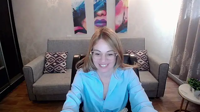 shy hot cat online show from September 18, 2025, 8:50 am