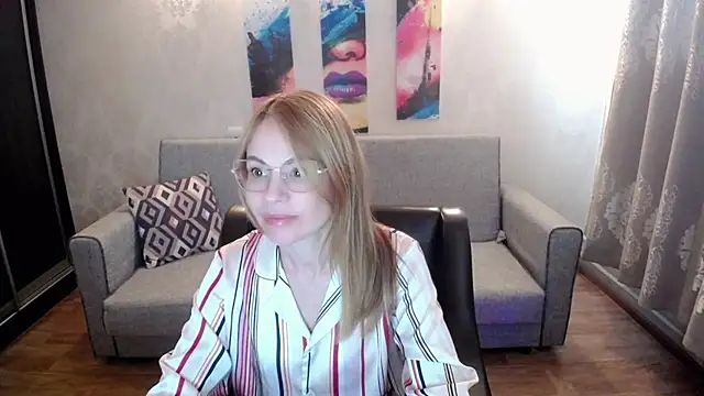 shy hot cat online show from September 23, 2025, 9:05 am