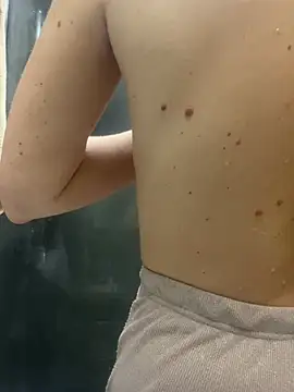 MartaLuna  online show from March 2, 2026, 8:05 pm