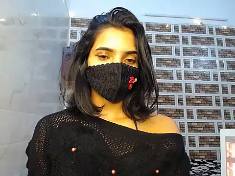 Sweetangle24 online show from November 23, 2025, 4:28 pm