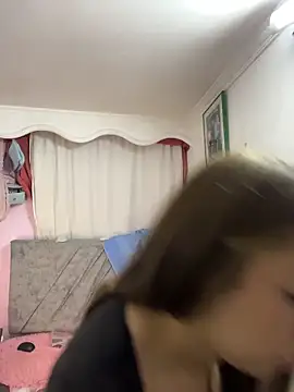 kimmy vegga2 online show from November 13, 2025, 4:38 am