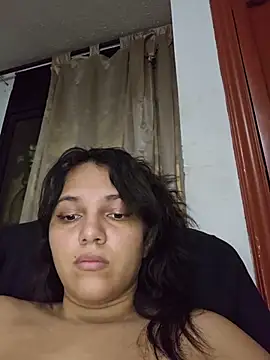 MaoMaoLa online show from November 28, 2025, 4:56 am