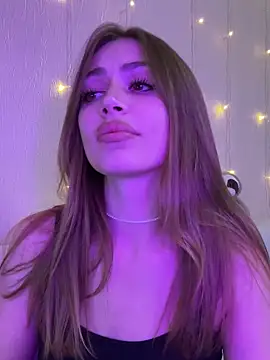 Elizabeth Tay online show from November 26, 2025, 5:57 pm