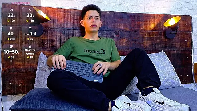 Snapshot of JhosuaVega chatting on December 4, 2025, 2:54 am JhosuaVega online show from December 4, 2025, 2:54 am