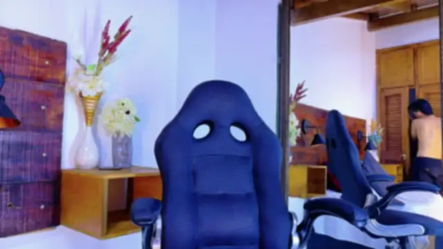 JhosuaVega online show from April 3, 2026, 2:07 am