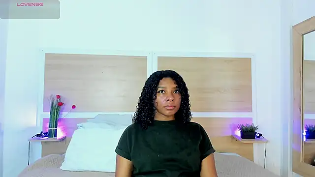 Snapshot of ValeryCortezm chatting on November 12, 2025, 12:20 pm ValeryCortezm online show from November 12, 2025, 12:20 pm