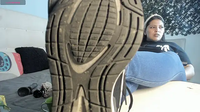 Shantal  G online show from January 19, 2026, 4:22 pm