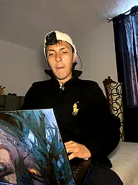 NaytonFreeman online show from October 6, 2025, 10:21 pm