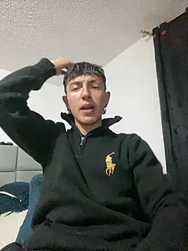 NaytonFreeman online show from September 30, 2025, 11:33 pm