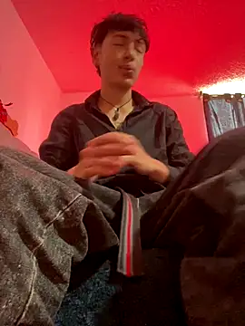 NaytonFreeman online show from December 22, 2025, 5:24 pm