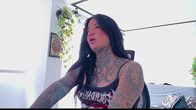 Unatatuada online show from September 30, 2025, 6:36 pm