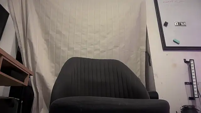 jasoncali305 online show from February 14, 2026, 6:46 am